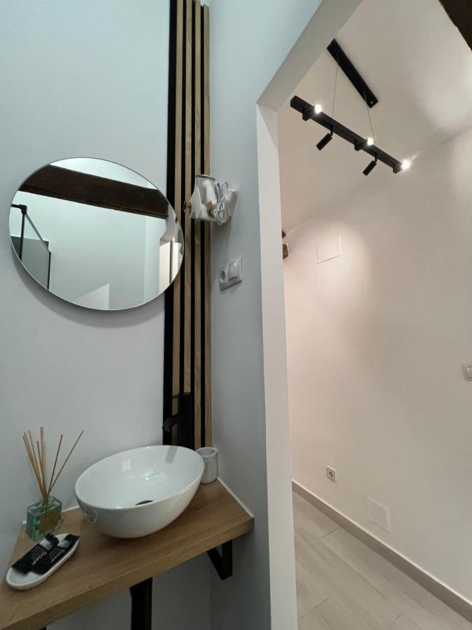 Suites Chic Cozy Herencia ภายนอก รูปภาพ