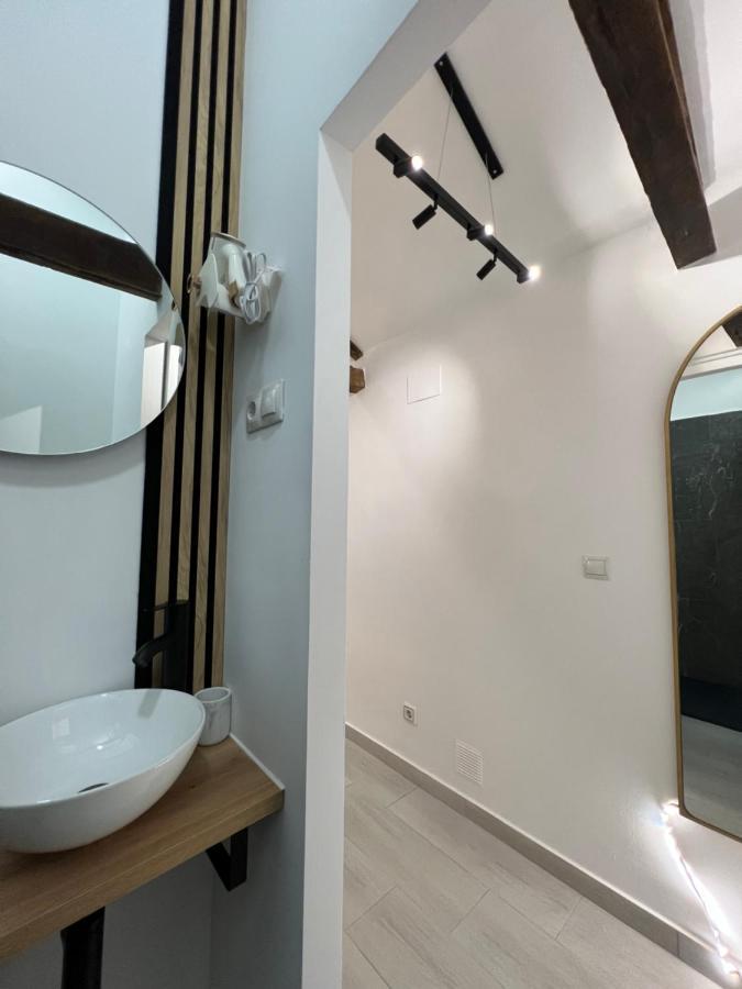 Suites Chic Cozy Herencia ภายนอก รูปภาพ