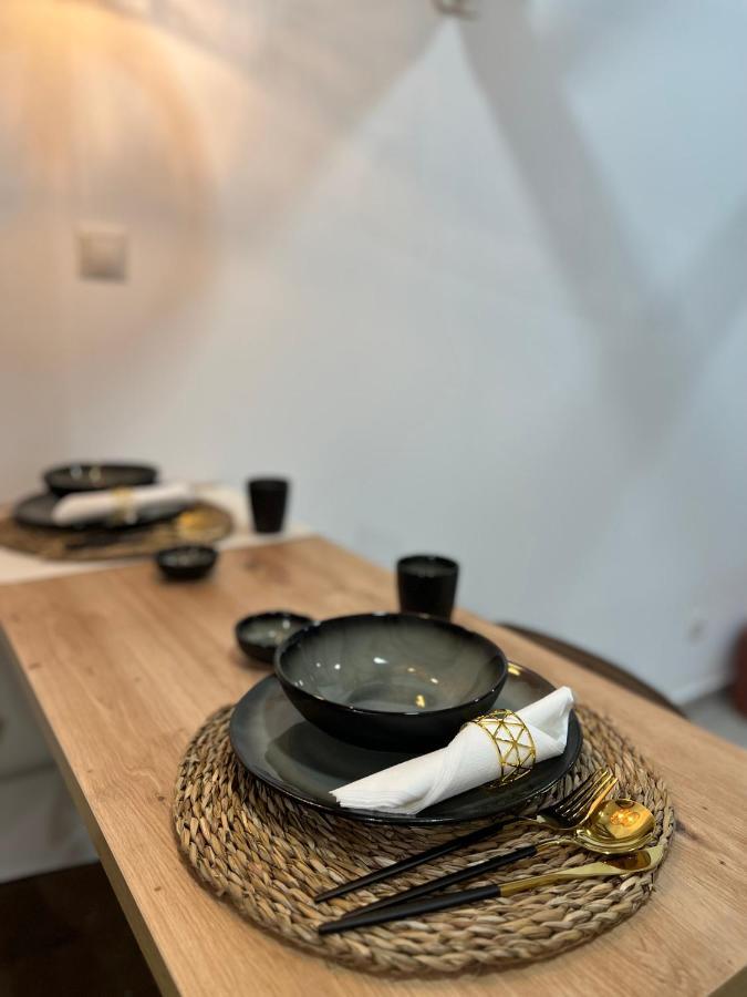 Suites Chic Cozy Herencia ภายนอก รูปภาพ